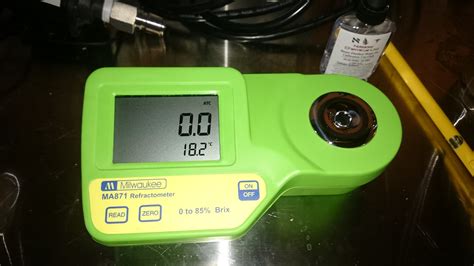 Review of Milwaukee MA871 Digital Refractometer 